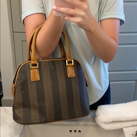 Authentic Vintage Fendi Leather Handbag - Picture 2 of 13